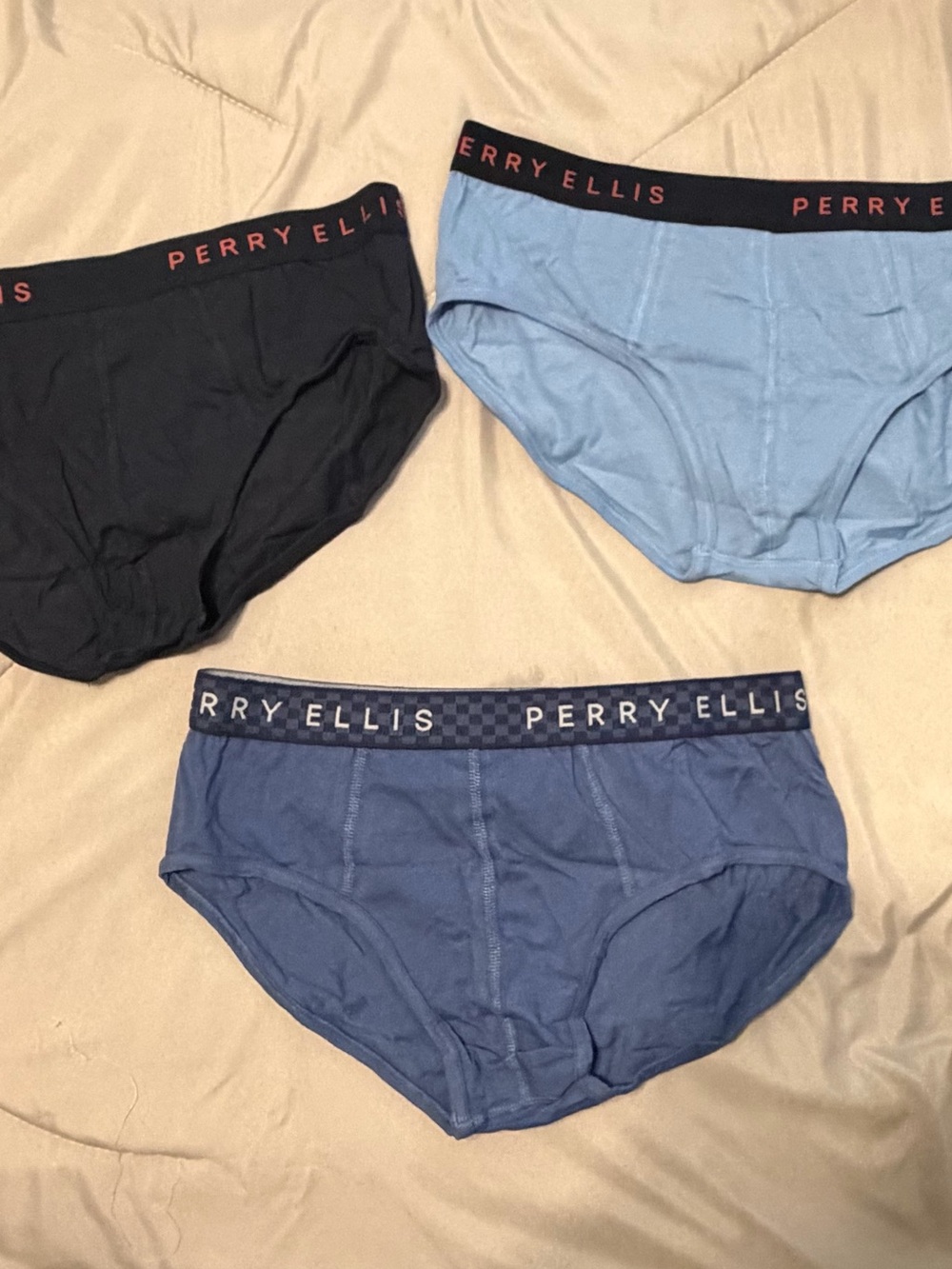 Perry Ellis Brief Set